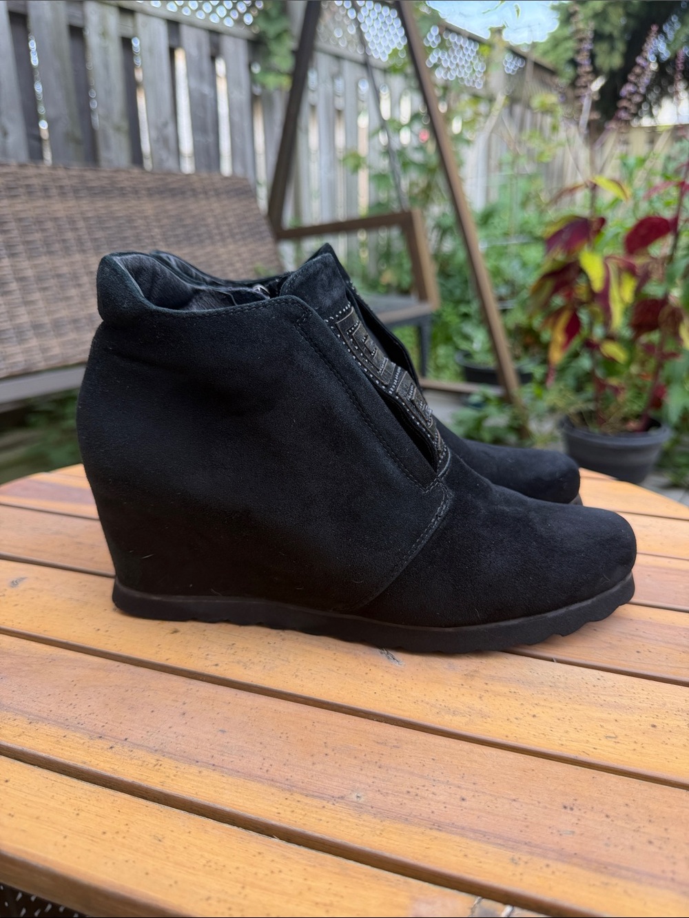 Black Suede Wedge Ankle Booties Side Zip Geometric Detail Size EU 38 / US 7.5-8